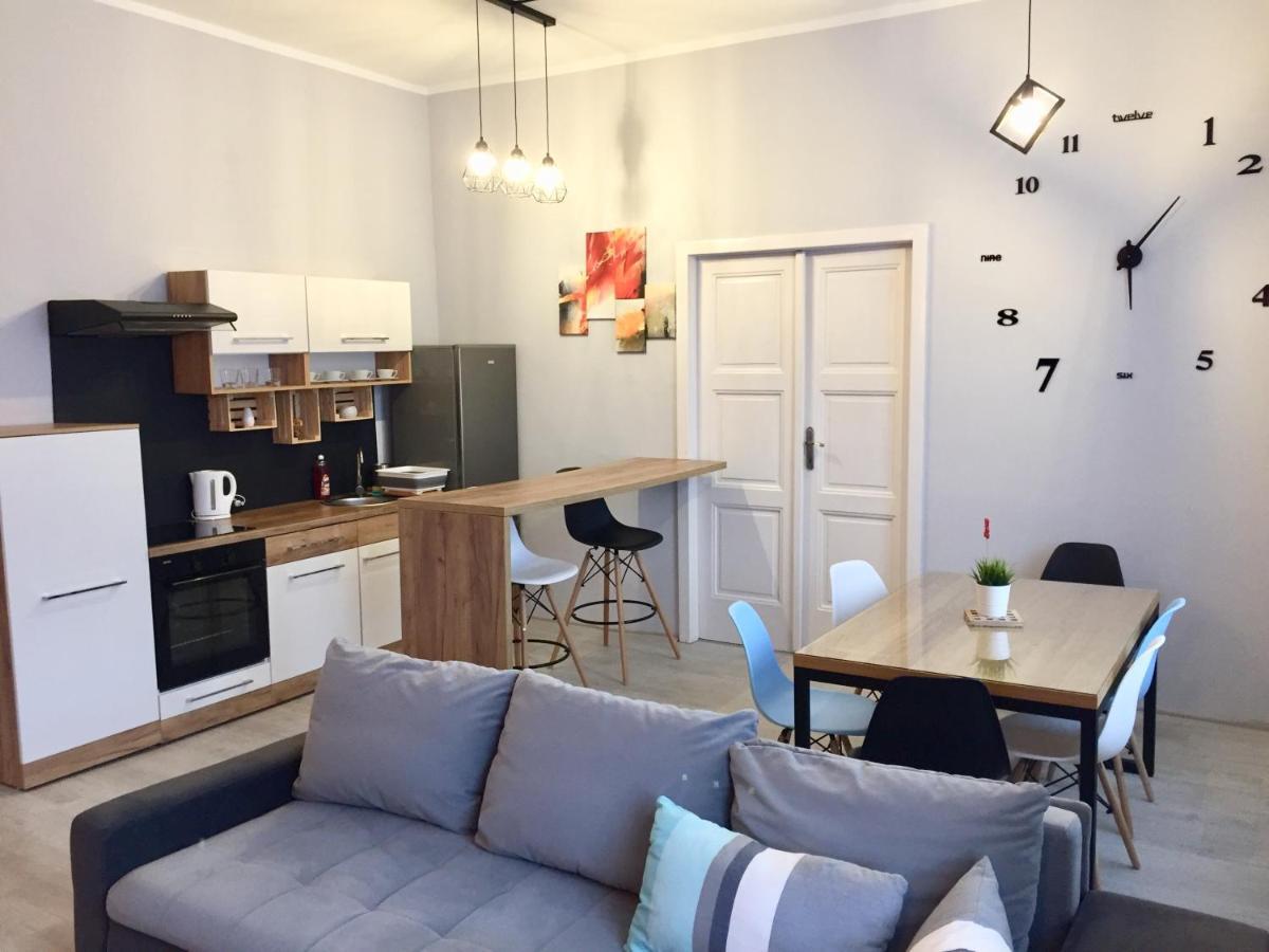 Rebel Apartament Бельско-Бяла Экстерьер фото